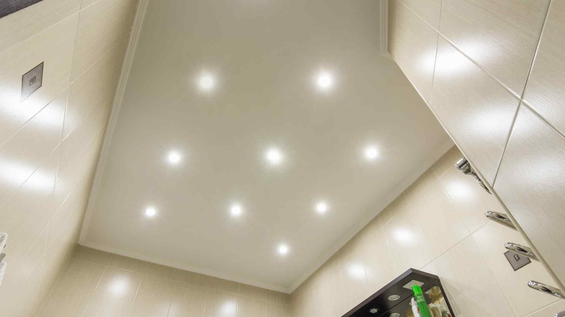 Choosing The Right Paint for Your Bathroom Ceiling: A DIY Guide